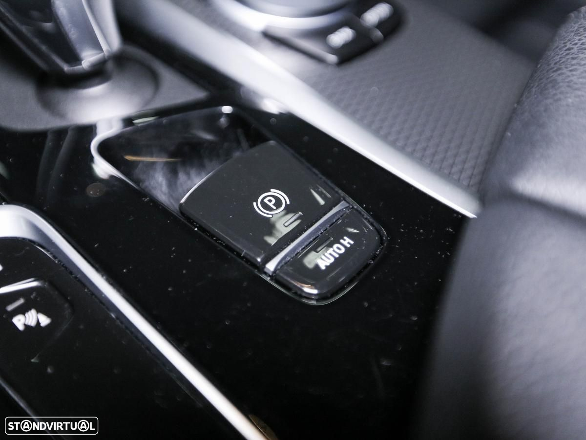 BMW 530 e iPerformance Pack M - 21