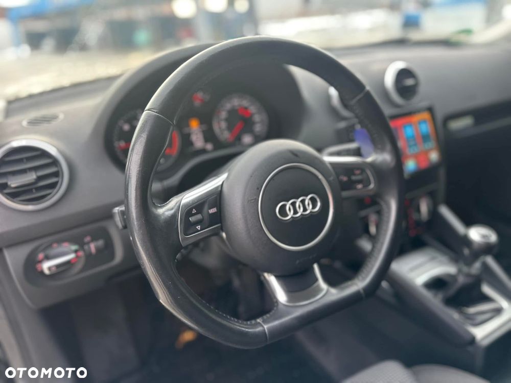 Audi A3 Sportback 2.0 TDI DPF Ambiente - 6