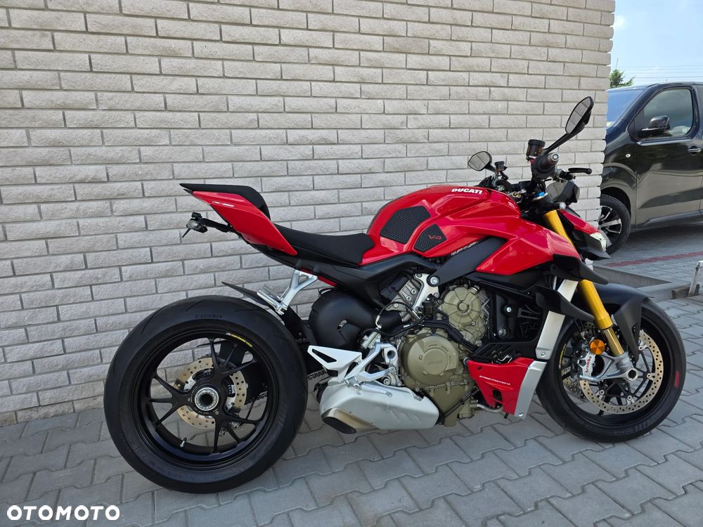 Ducati Streetfighter V4 - 11