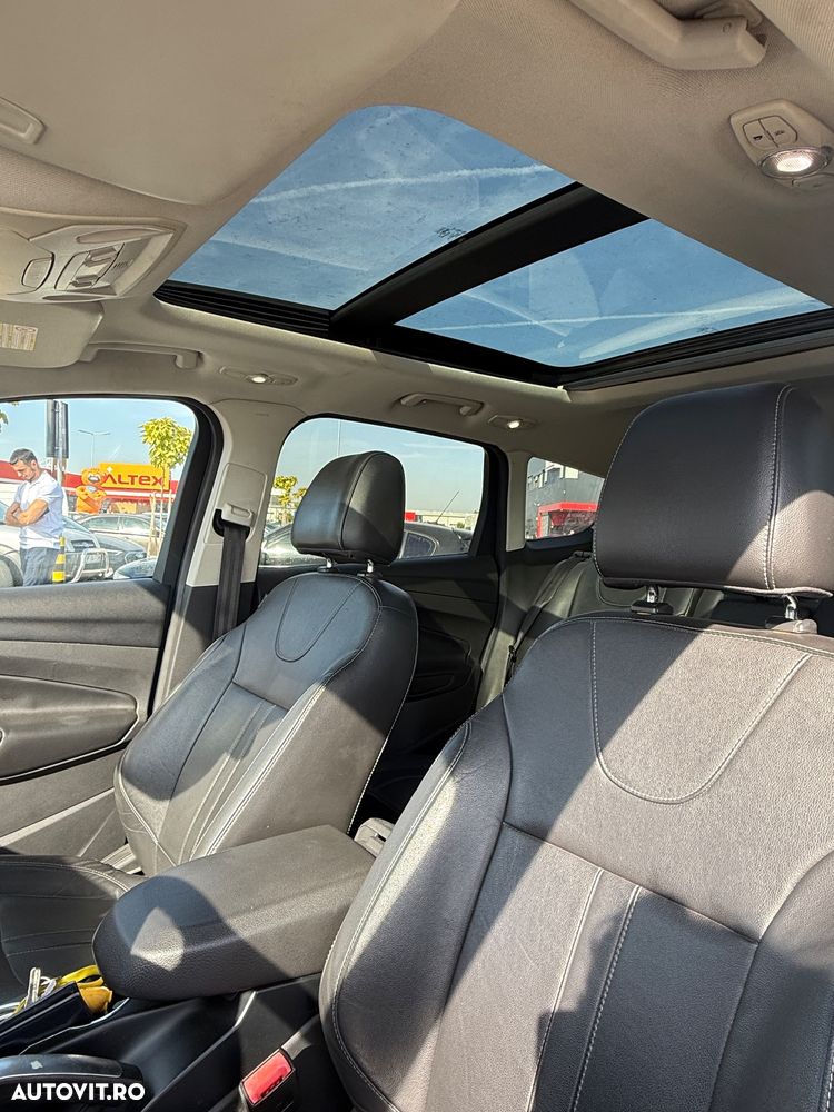 Ford Kuga - 8