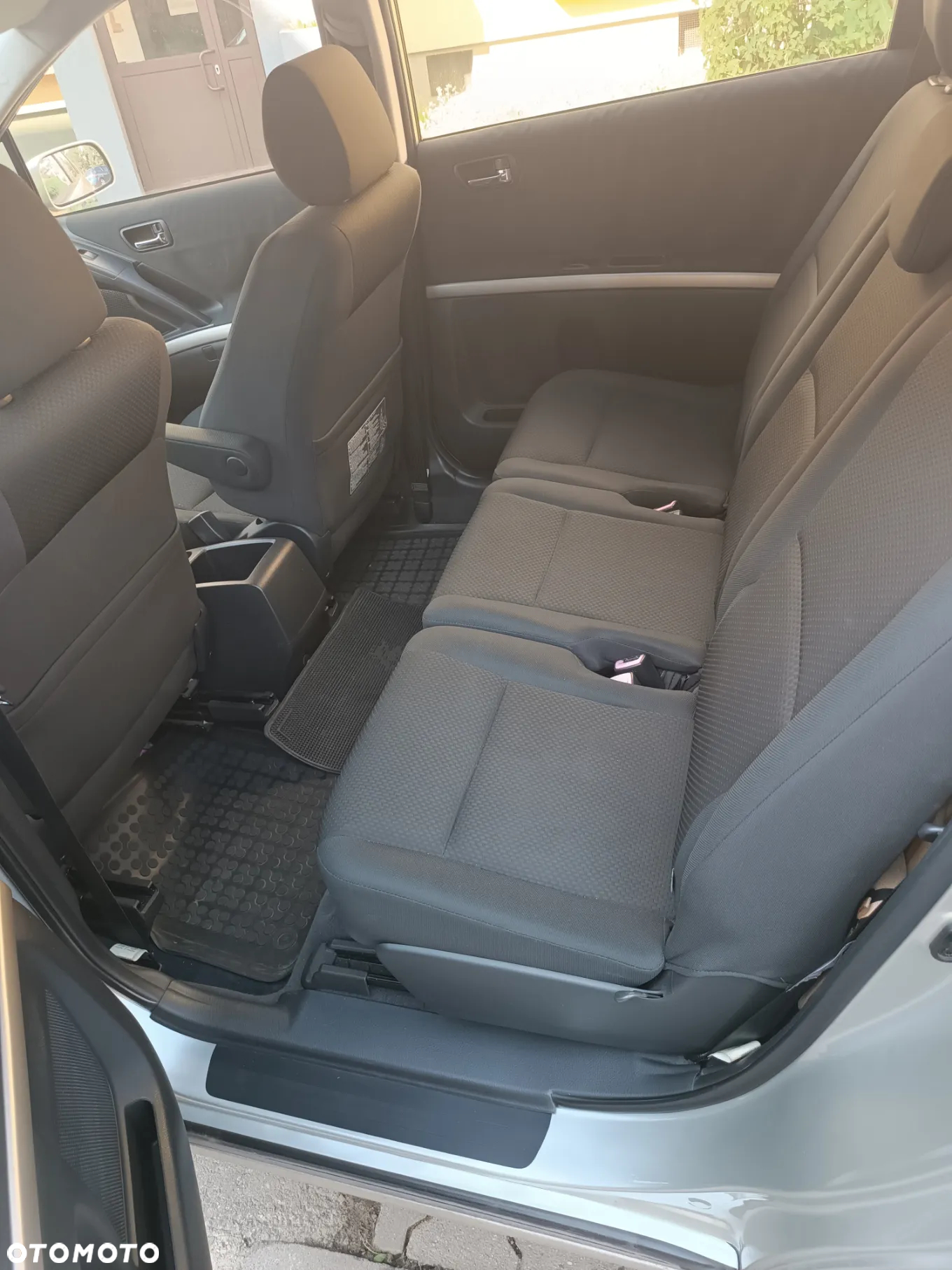 Toyota Corolla Verso 1.8 Sol 7os - 9