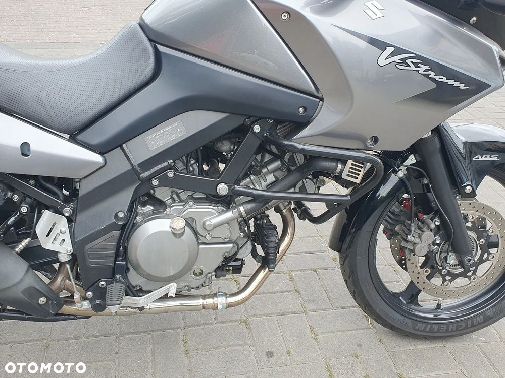 Suzuki V-STROM - 4