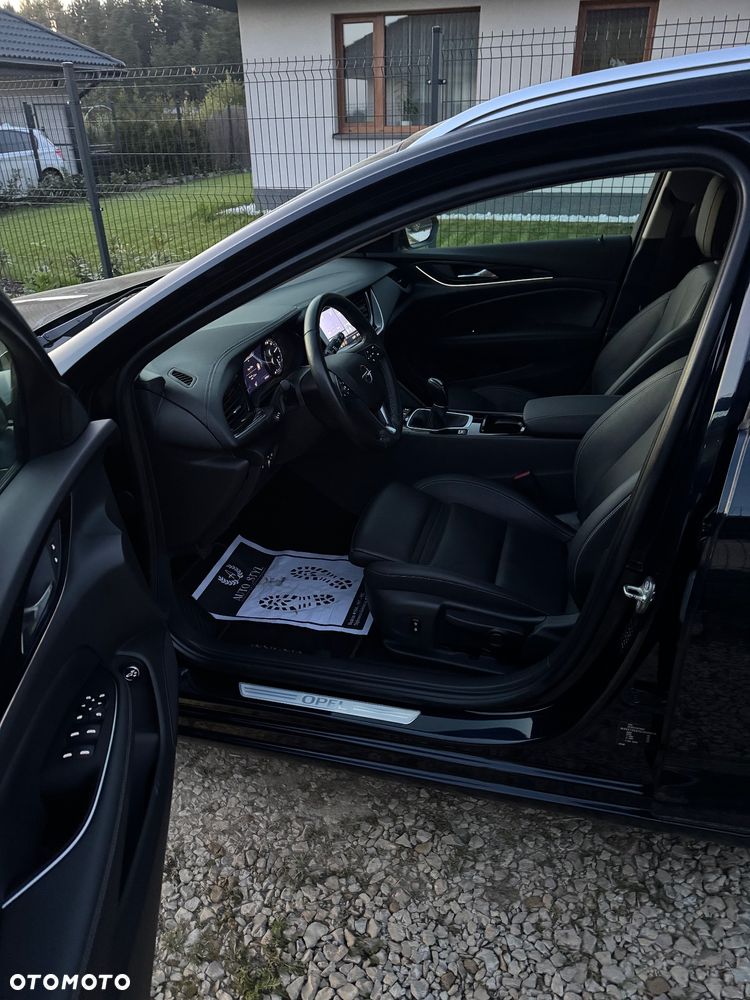 Opel Insignia 1.5 T Exclusive S&S - 12