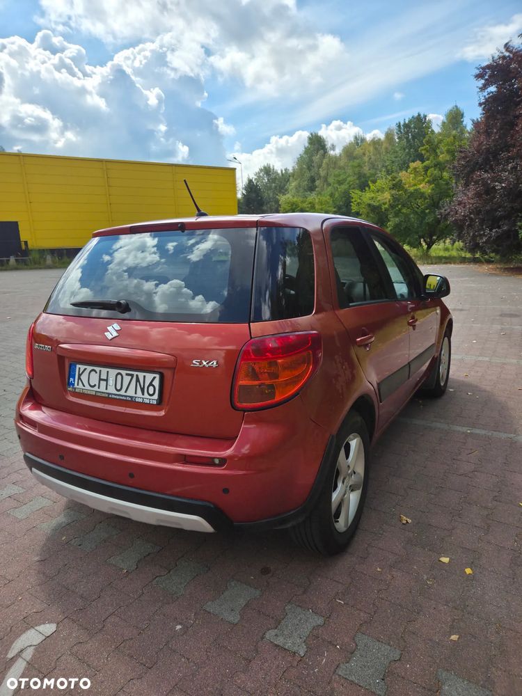 Suzuki SX4 1.6 GS / Premium - 5
