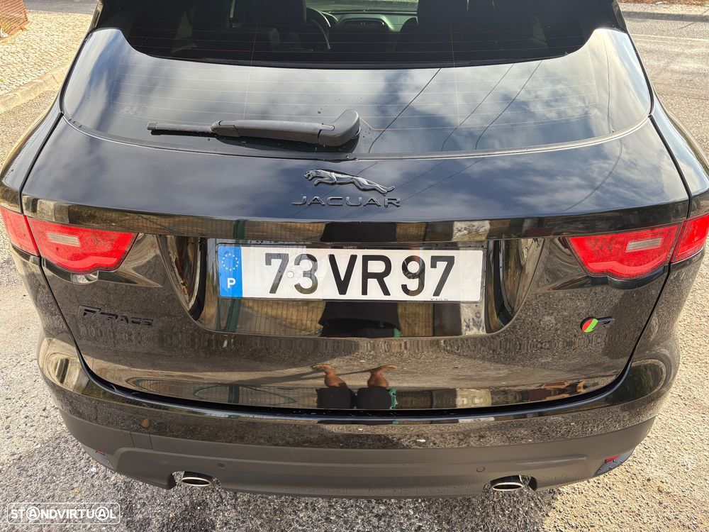 Jaguar F-Pace 25d AWD Aut. R-Sport - 11