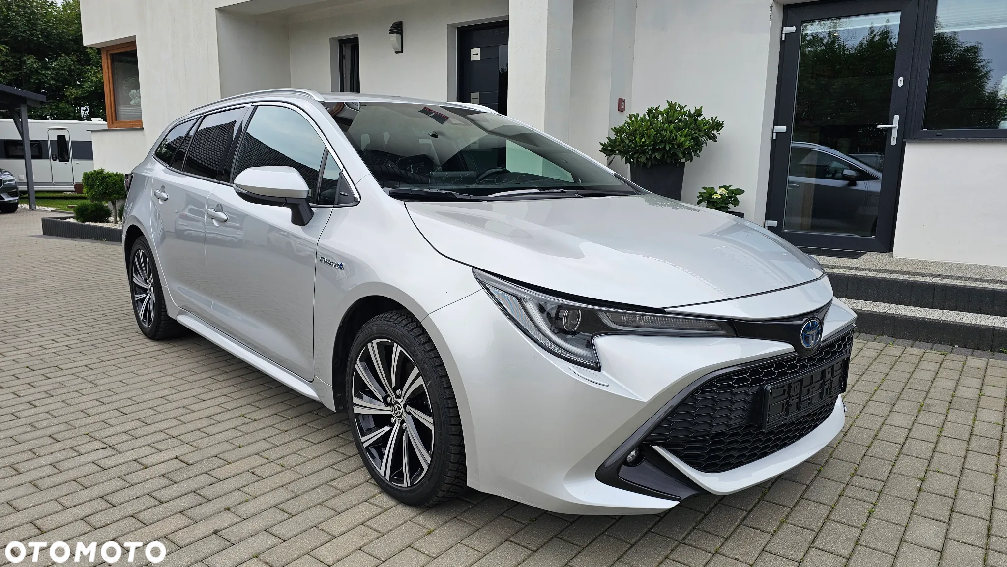 Toyota Corolla 1.8 Hybrid Business Edition - 15