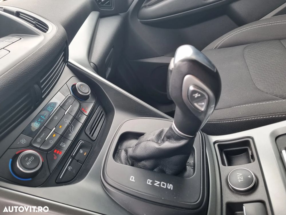 Ford Kuga 2.0 TDCi 4x4 Aut. Titanium - 12