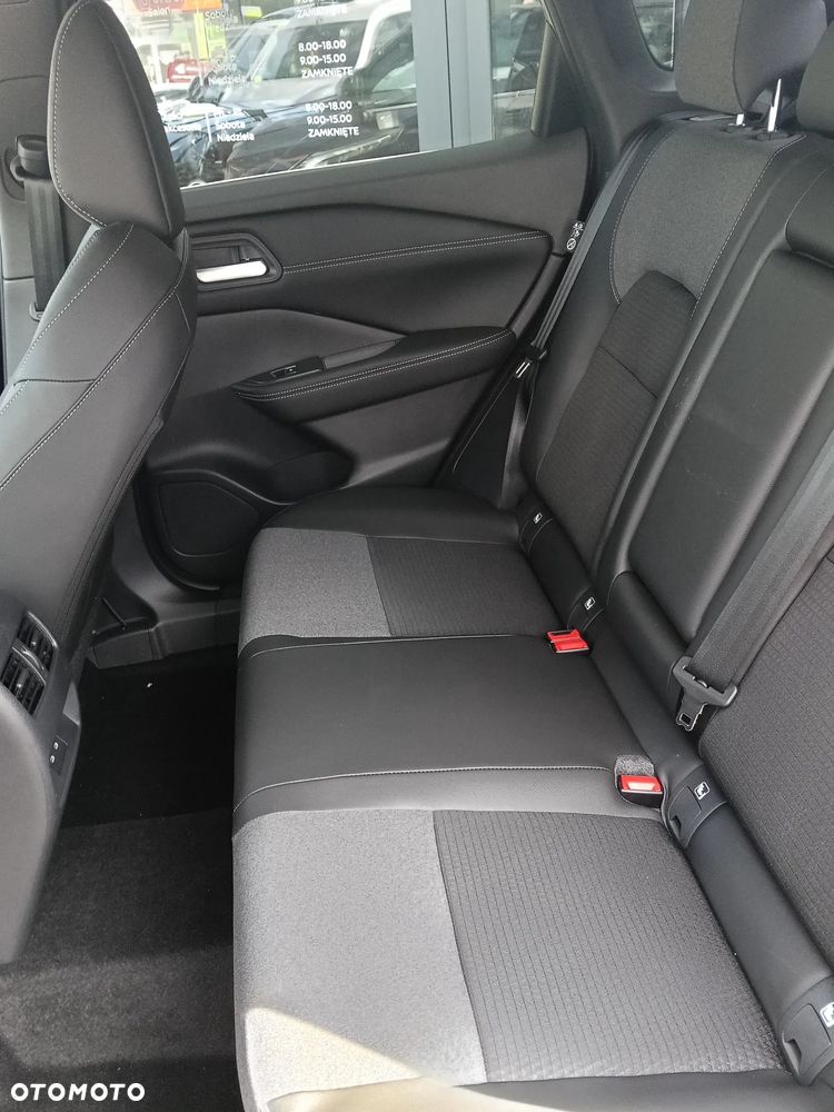 Nissan Qashqai 1.3 DIG-T MHEV N-Connecta Xtronic - 12