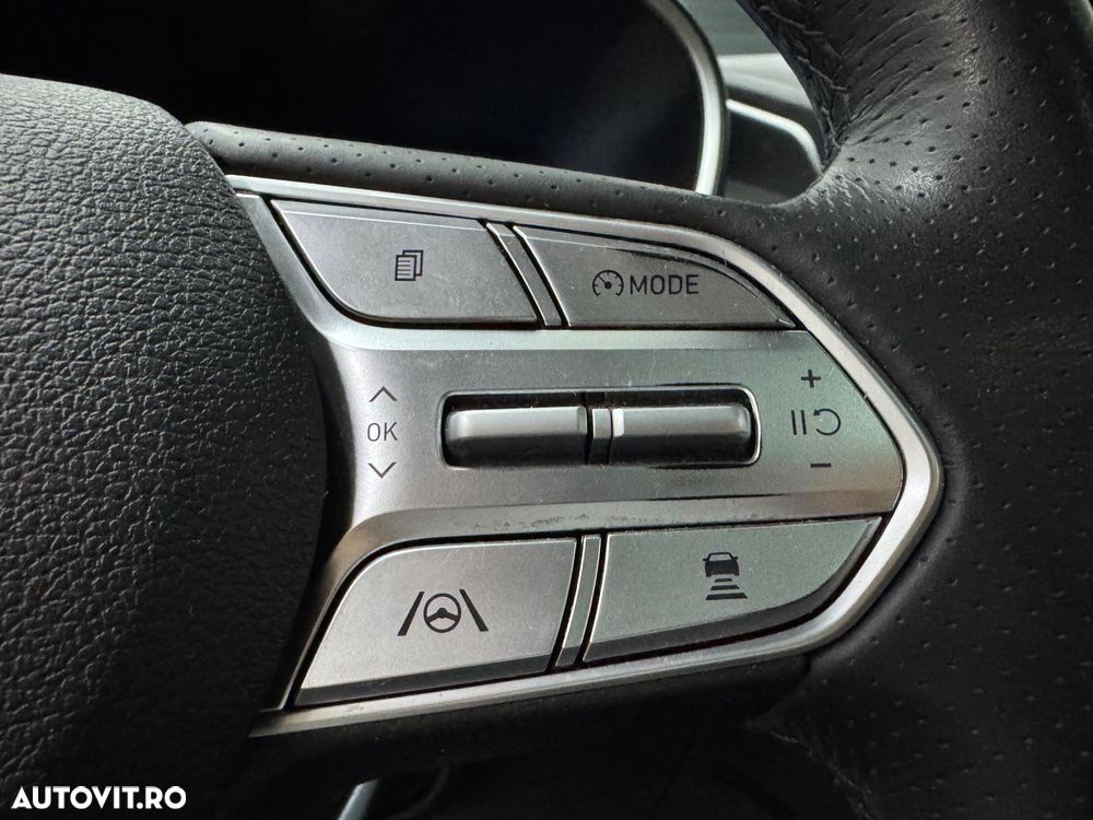 Hyundai Santa Fe 1.6 Plugin-Hybrid 4WD Signature - 26