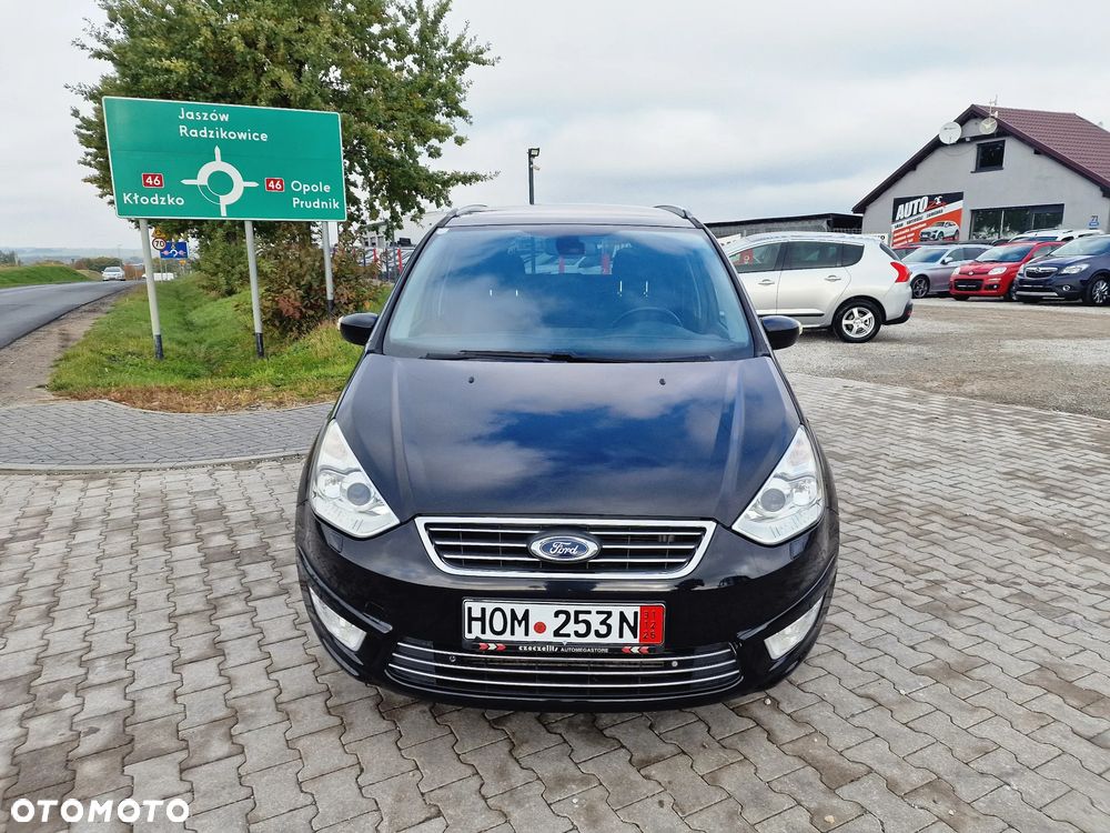 Ford Galaxy 2011 photo 4