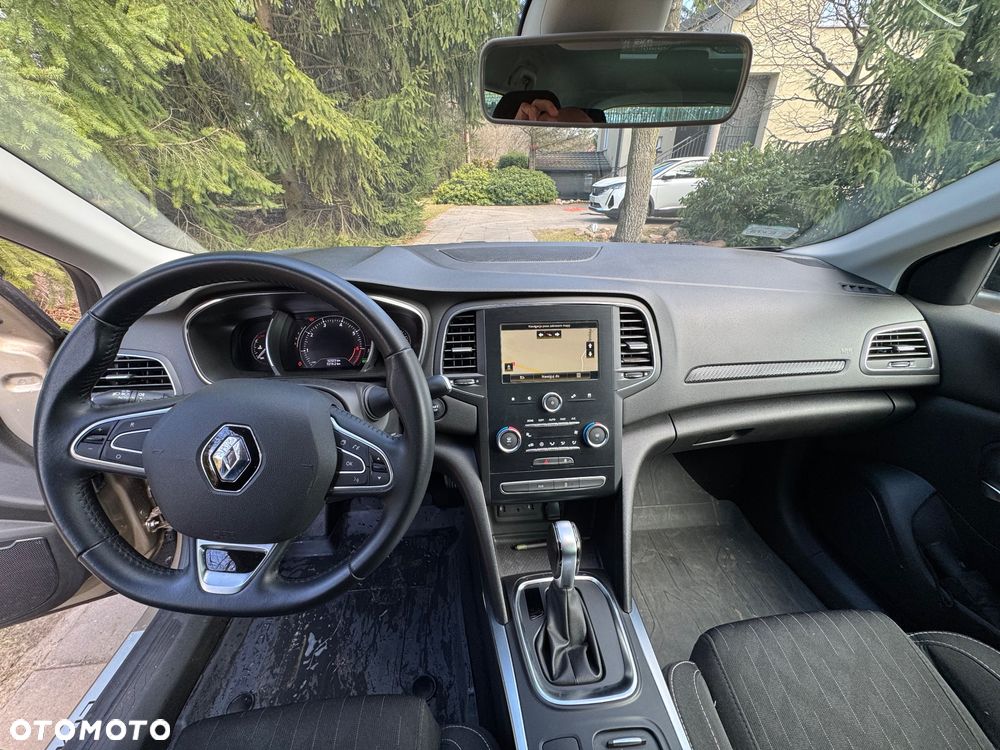 Renault Megane 1.3 TCe FAP Limited EDC - 9