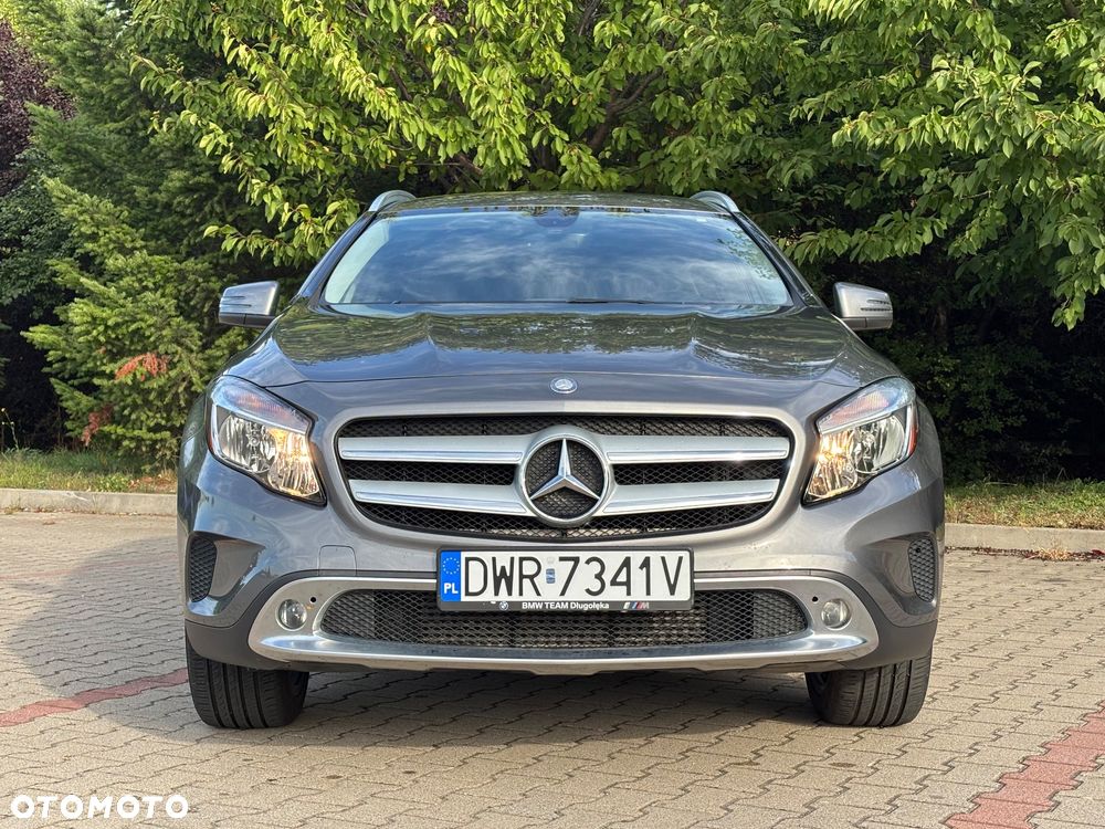 Mercedes-Benz GLA 250 7G-DCT - 2