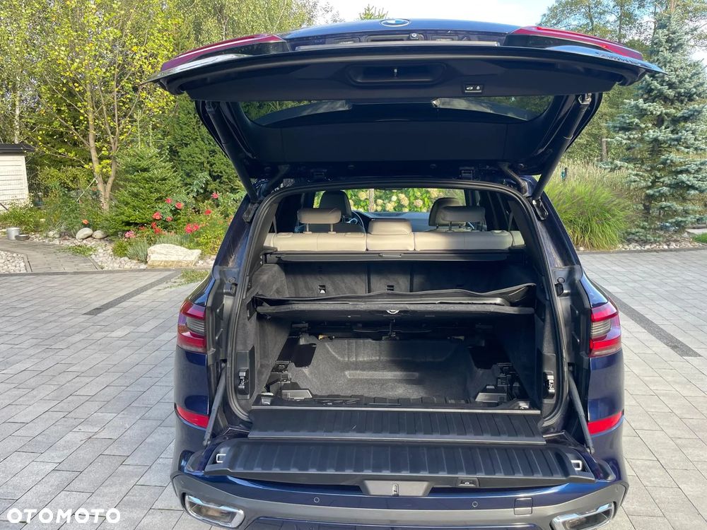 BMW X5 xDrive40i - 8