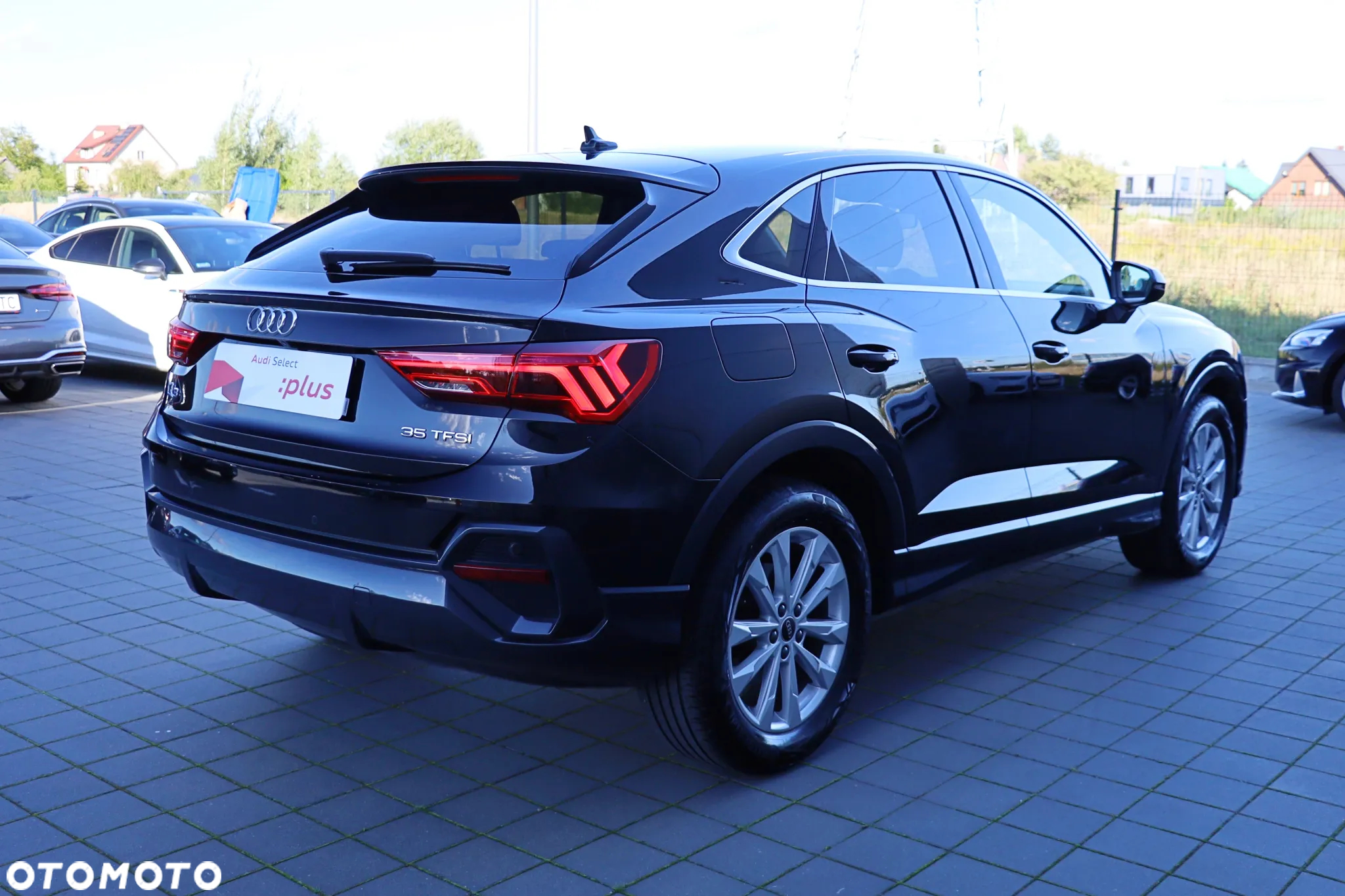 Audi Q3 35 TFSI S tronic - 4