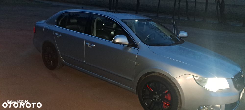 Skoda Superb 3.6 V6 4x4 DSG L&K - 21