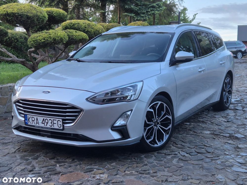 Ford Focus 1.5 EcoBlue Start-Stopp-System TITANIUM DESIGN - 9