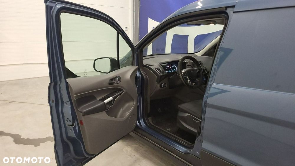 Ford Transit Connect - 11