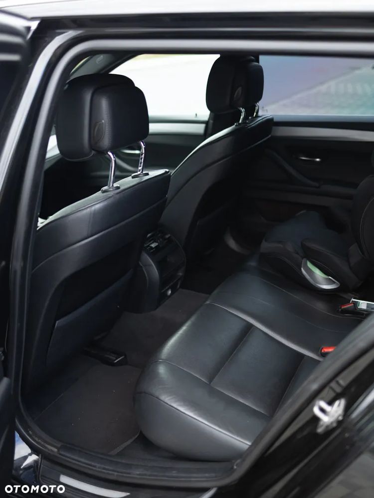 BMW Seria 5 530d xDrive - 19