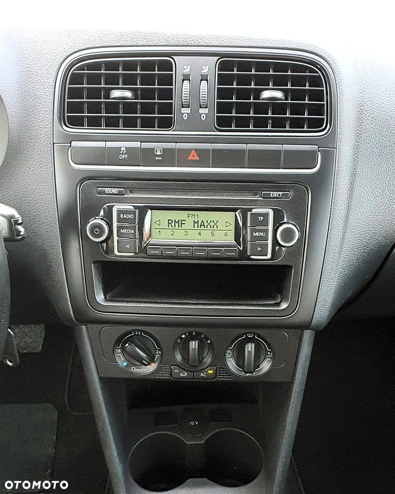 Volkswagen Polo - 12