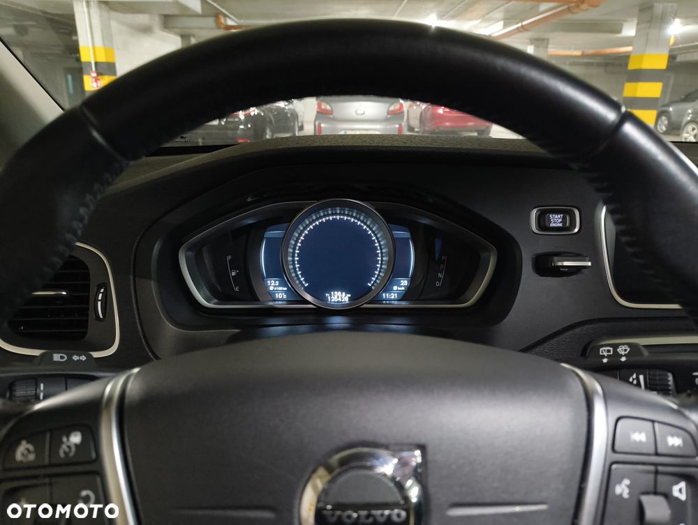 Volvo V40 Cross Country T4 AWD Geartronic Momentum - 5