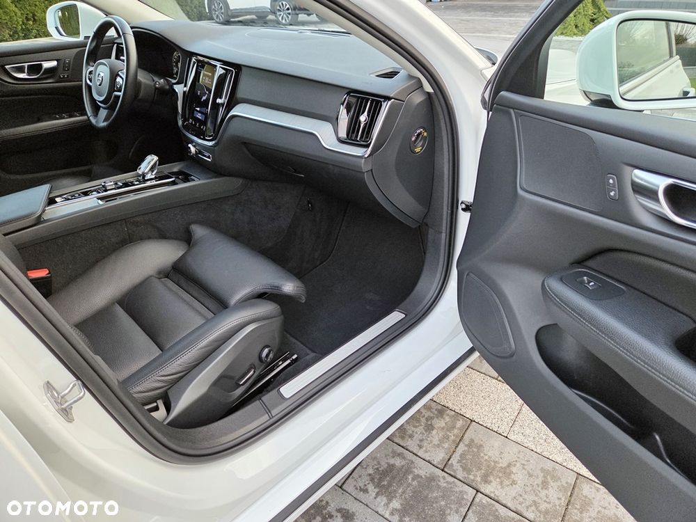 Volvo V60 B4 D Geartronic Inscription - 33