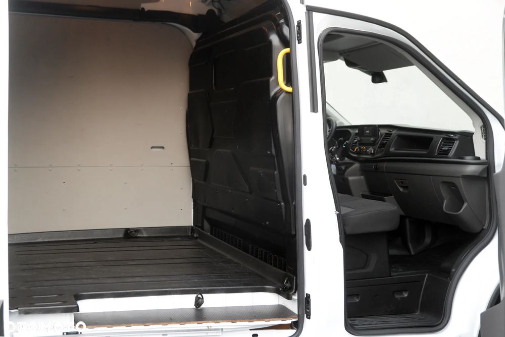 Ford Transit - 8