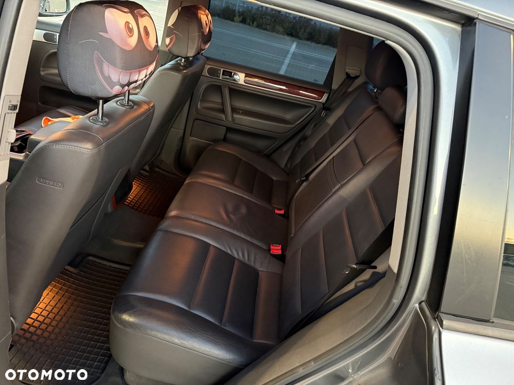 Volkswagen Touareg - 14