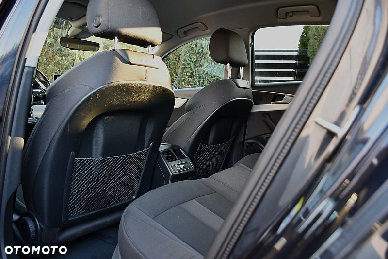 Audi A4 Limousine 2.0 TDI S tronic sport - 18