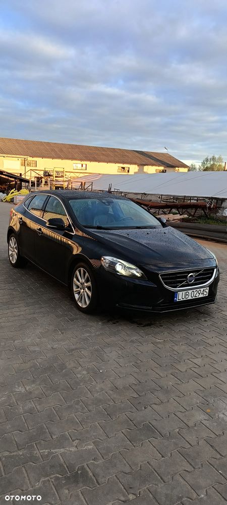 Volvo V40 - 2