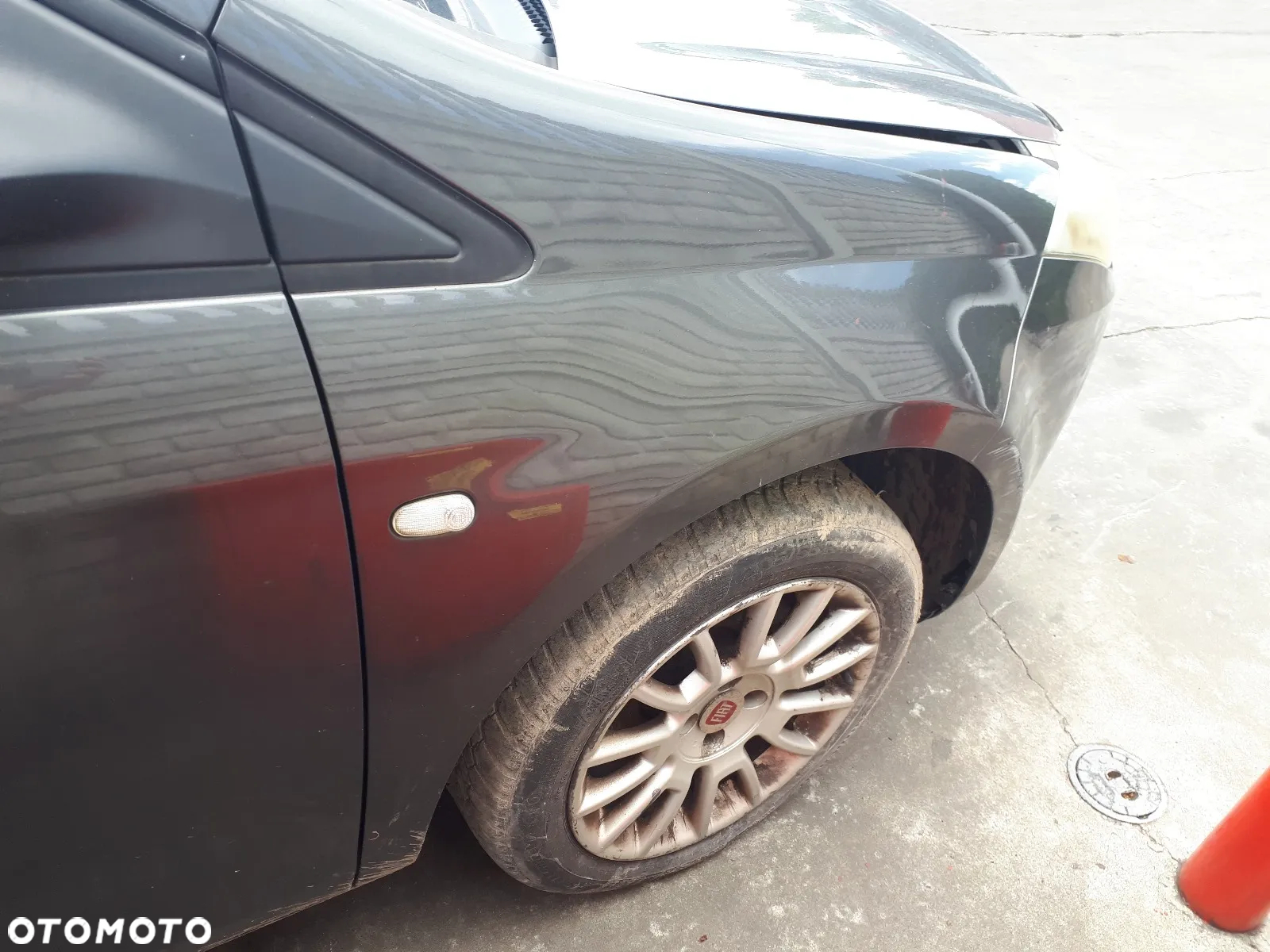 FIAT BRAVO II 07-10 1.9 D KOD KOLORU 284/A ZDERZAK TYŁ - 26