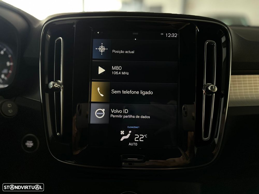 Volvo XC 40 2.0 D3 Momentum Plus Geartronic - 21