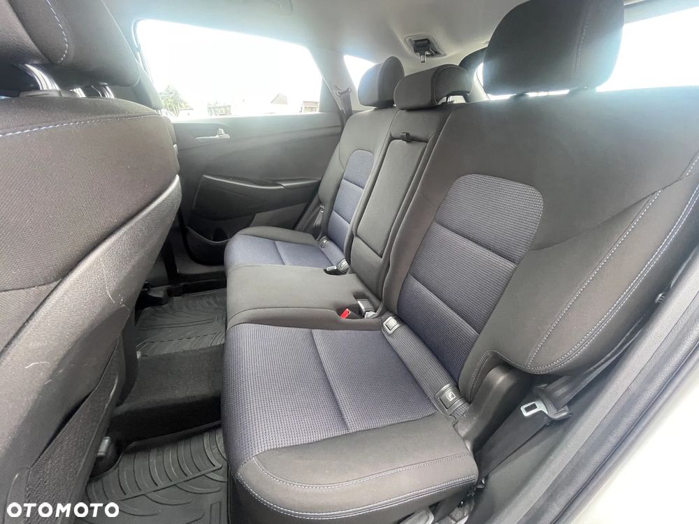 Hyundai Tucson 2.0 CRDI BlueDrive Comfort 2WD - 28