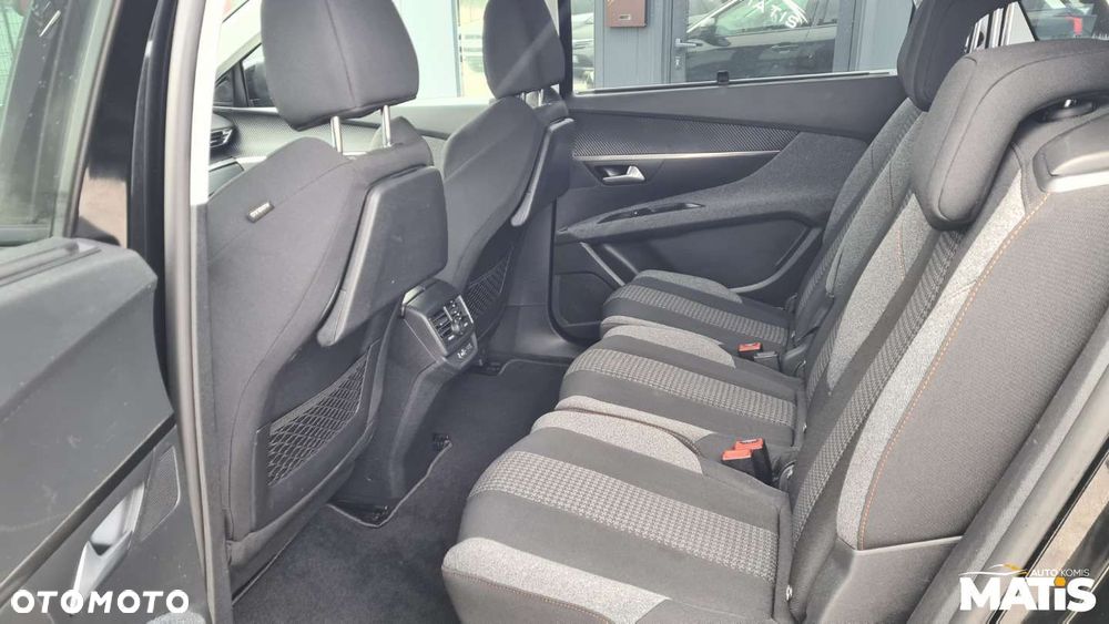Peugeot 5008 - 18