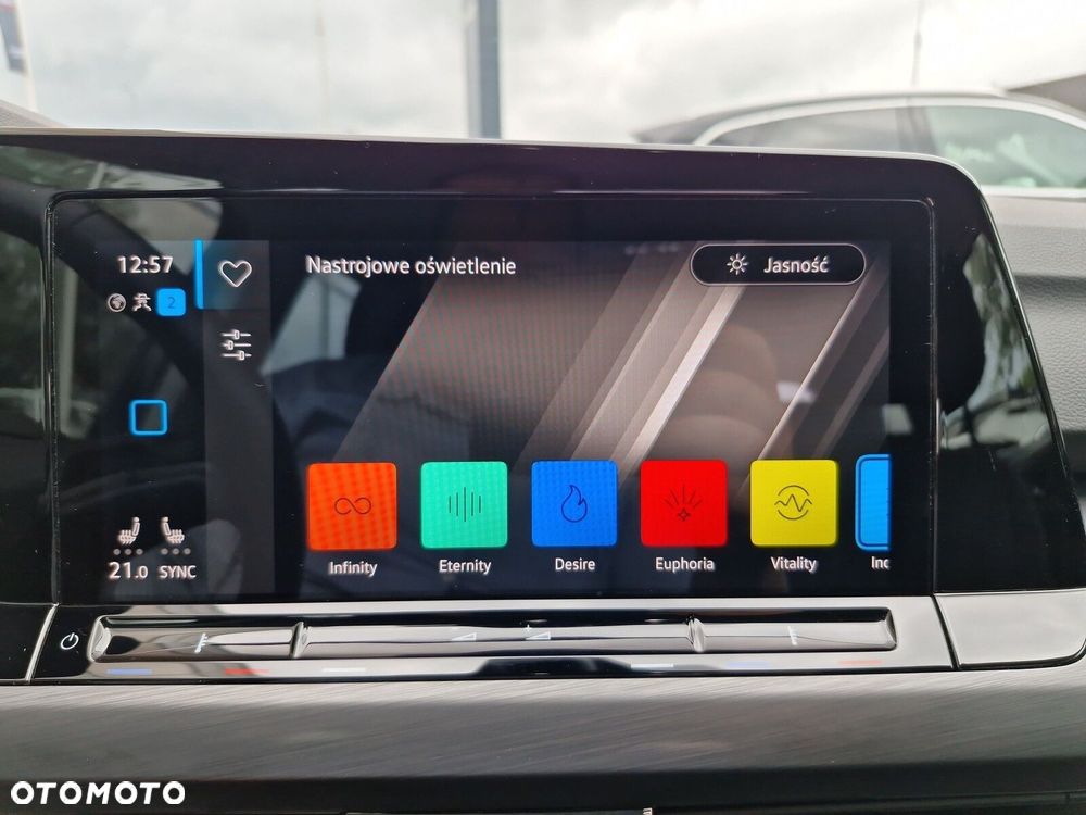 Volkswagen Golf 2.0 TDI Style DSG - 26