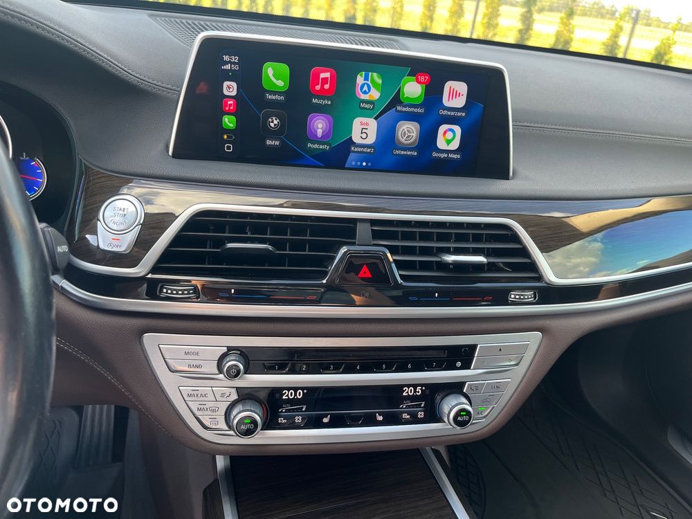 BMW Seria 7 - 12