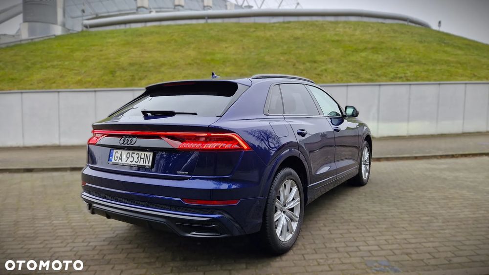 Audi Q8 - 4
