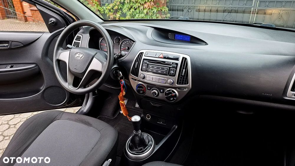 Hyundai I20 2014 photo 2