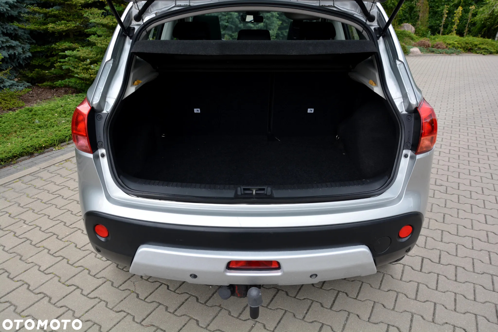 Nissan Qashqai 2.0 dCi Lounge - 31