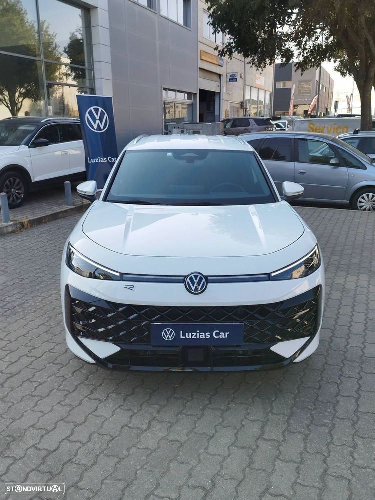 VW T-Roc 1.5 eTSI R-Line DSG - 1