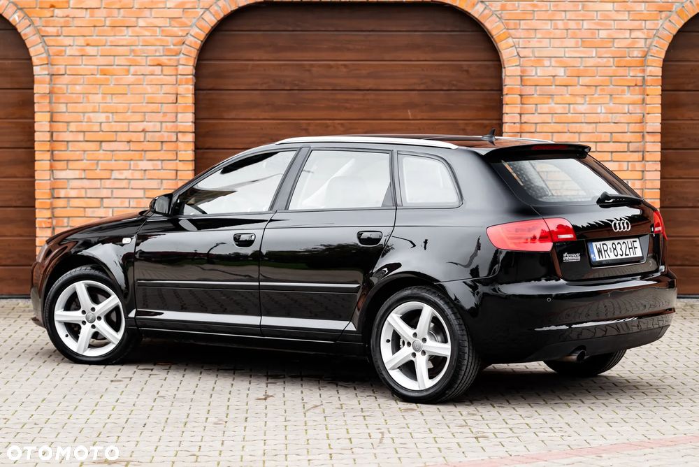 Audi A3 Sportback 2.0 TDI Ambiente - 18