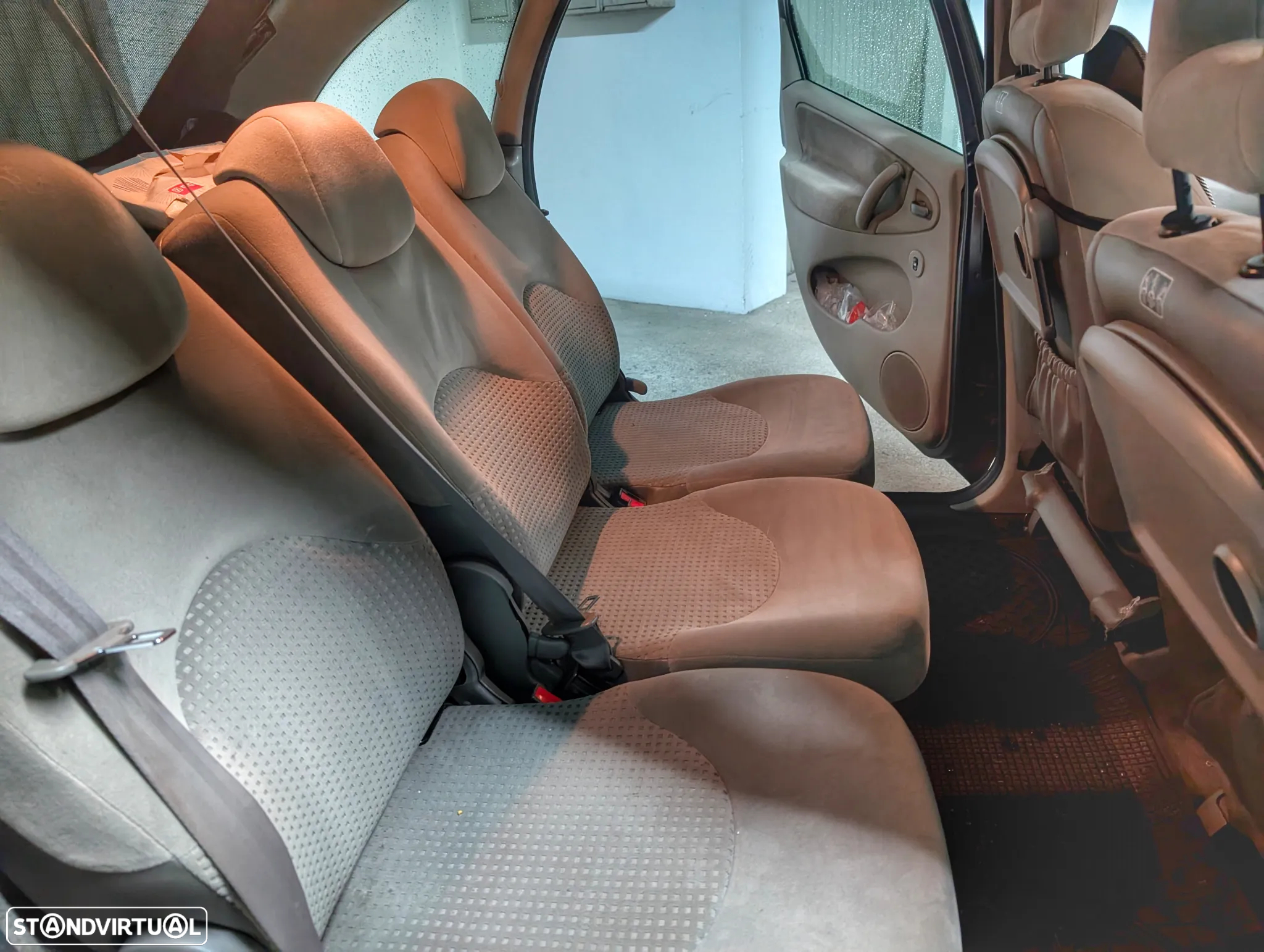 Citroën Xsara Picasso 1.6 HDi Exclusi. - 18