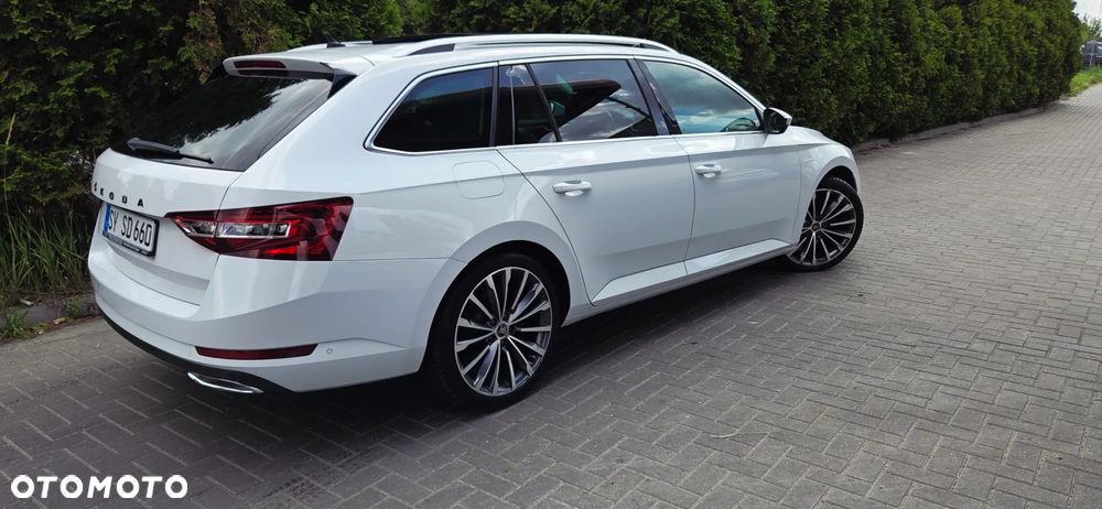 Skoda Superb Combi 2.0 TDI DSG L&K - 12