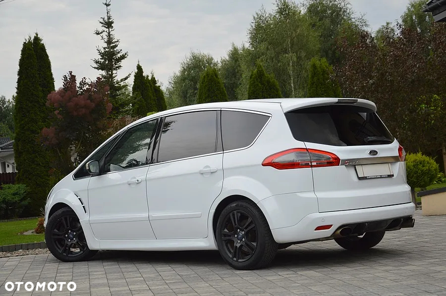 Ford S-Max - 12