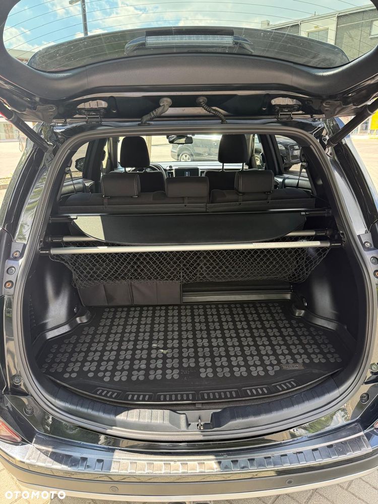 Toyota RAV4 Hybrid Prestige 4x2 - 19