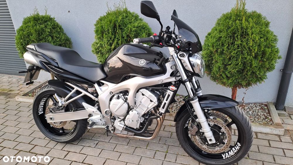 Yamaha FZ - 3