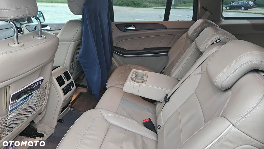 Mercedes-Benz GL 350 BlueTec 4-Matic - 17