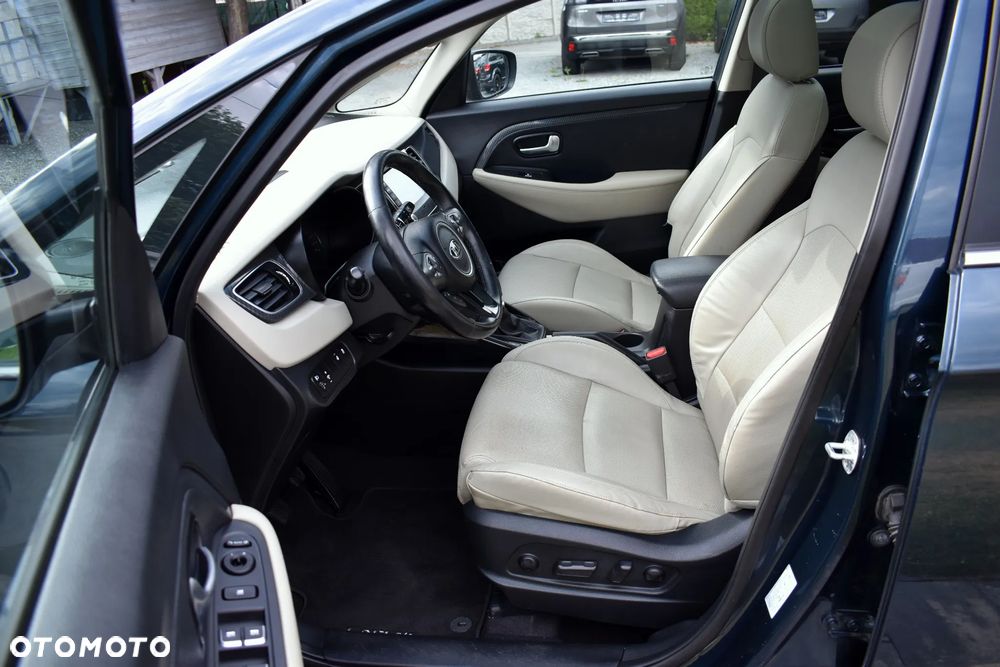 Kia Carens 1.7 CRDi 141 ISG Vision - 21