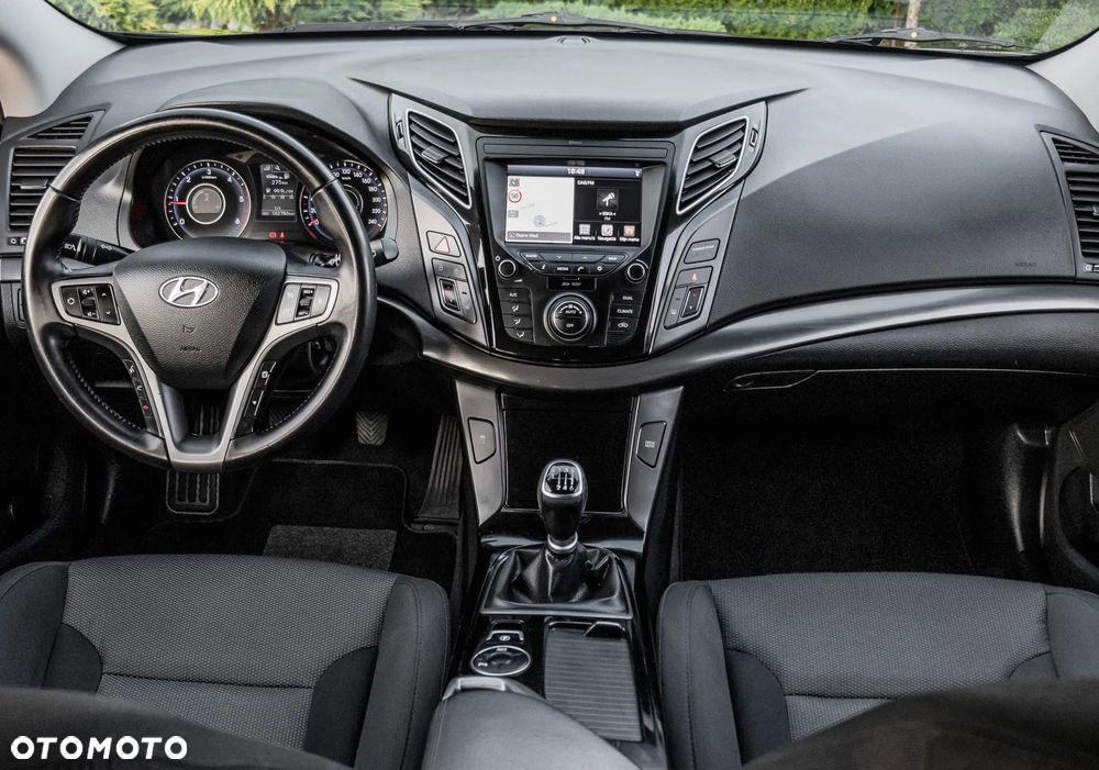 Hyundai i40 Kombi 1.7 CRDi Premium - 20