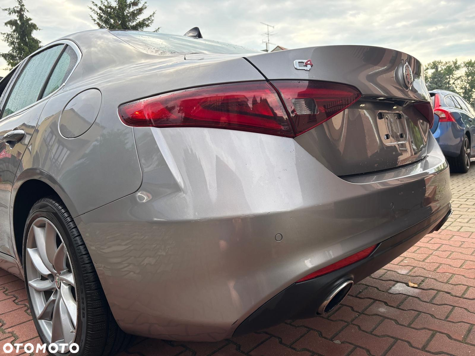 Alfa Romeo Giulia 2.0 Turbo 16V AT8-Q4 Competizione - 2