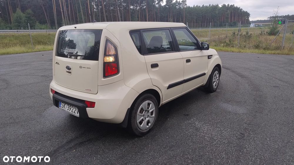 Kia Soul 1.6 L - 5